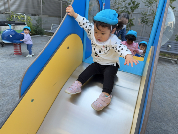 滑り台楽しいね！