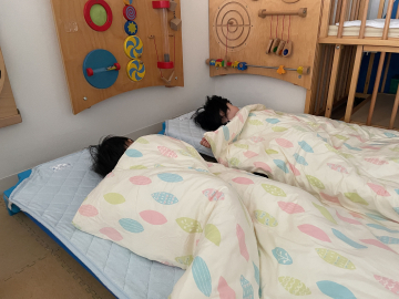 すやすや